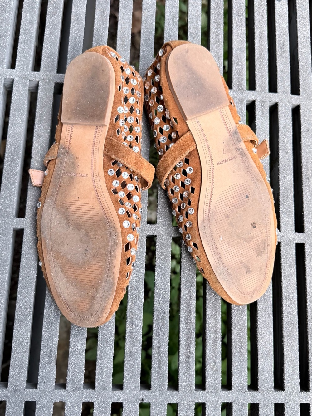 Steve Madden Brown Suede Rhinestone Studded Dreaming Mary Jane Flats - Picture 6 of 7